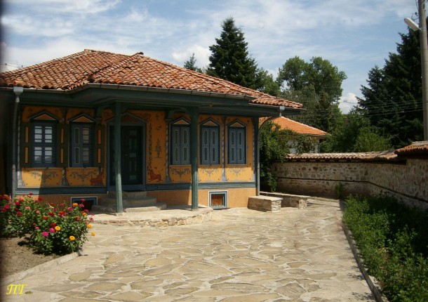 old style bulgarian house